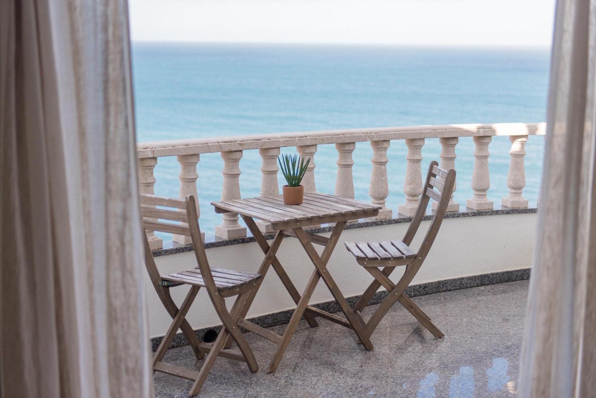 Laneez Ericeira Surf House Hostel Стая снимка