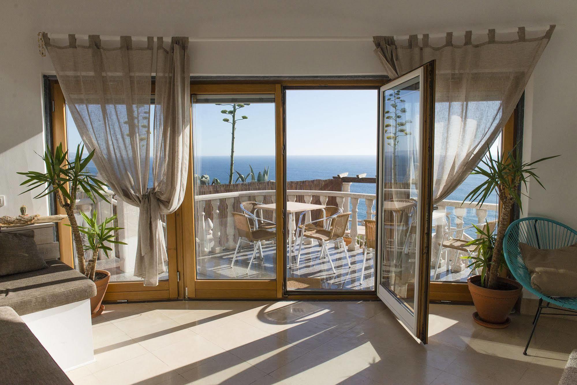Laneez Ericeira Surf House Hostel Екстериор снимка